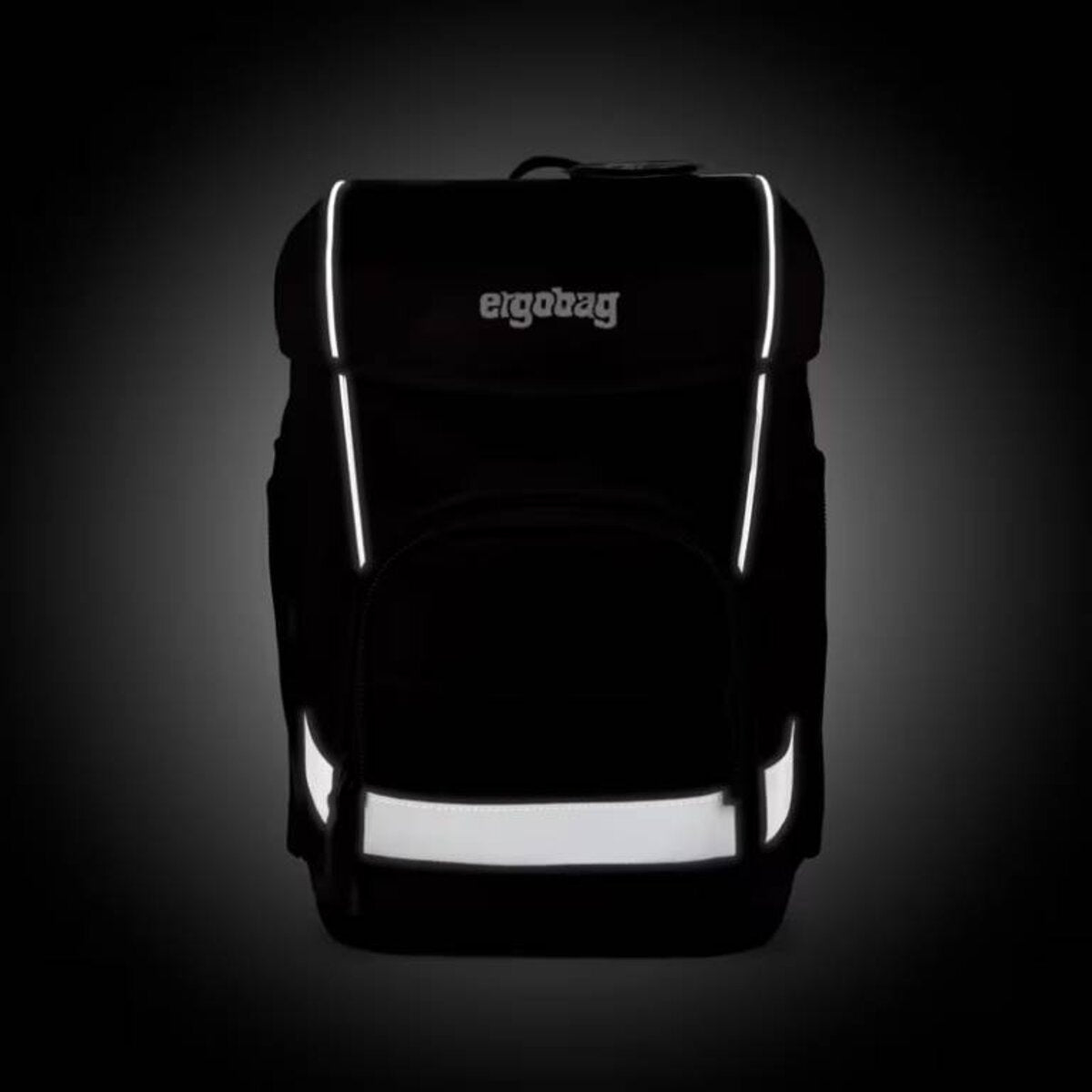 ergobag-cubo-light-schulranzen-set-F68A282D6.jpg