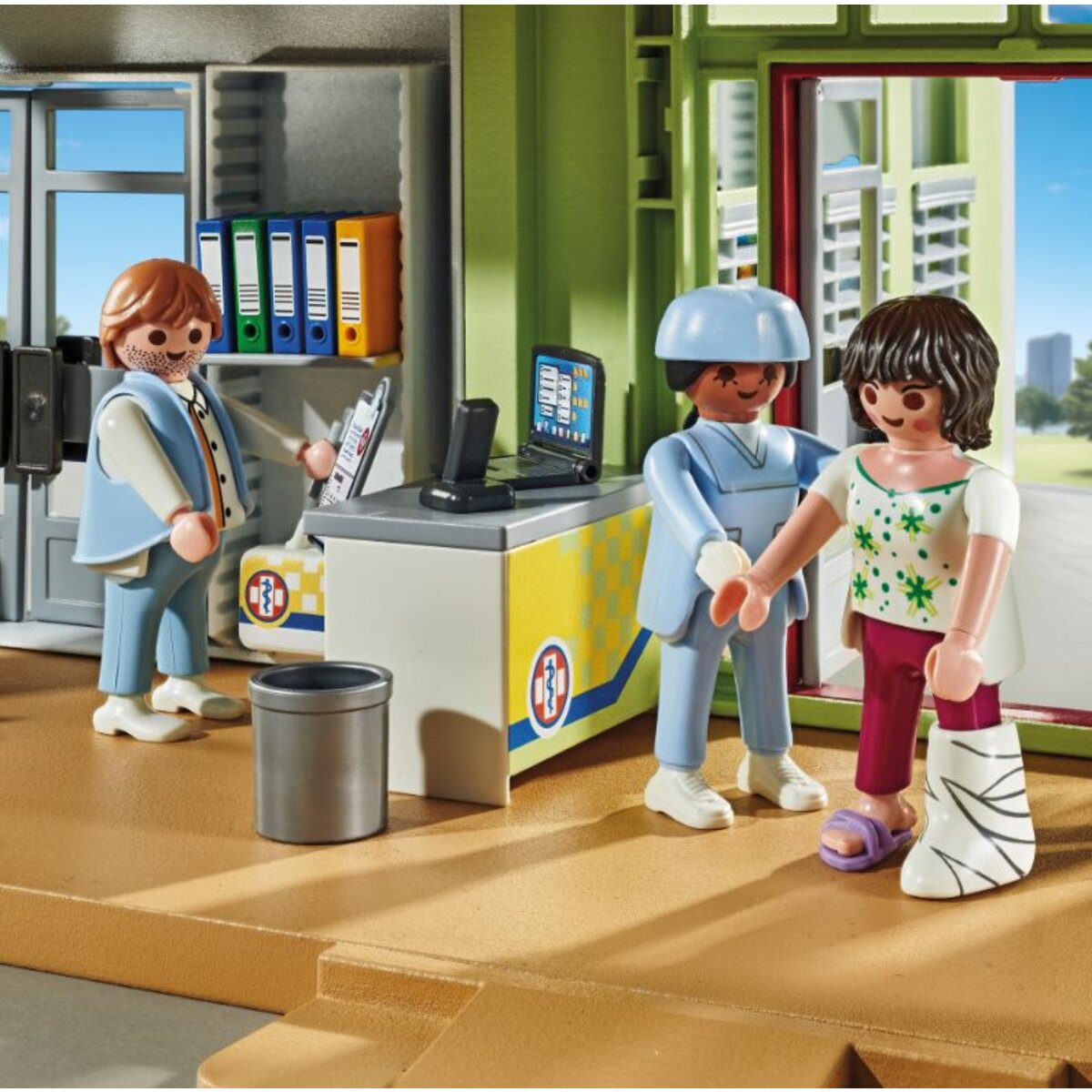 PLAYMOBIL® 71615 Modernes Krankenhaus
