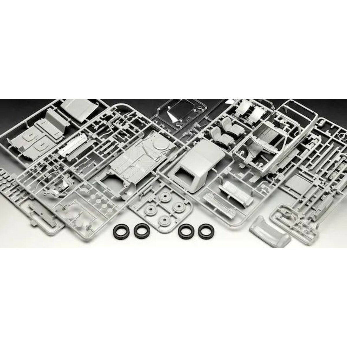 Revell Geschenkset "50 Years of the VW Golf 1"