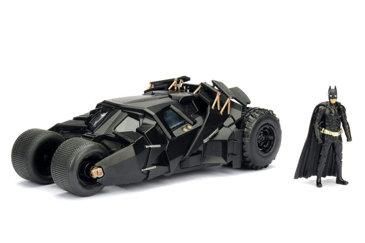 Jada Batman The Dark Knight Batmobile & Batman 1:24