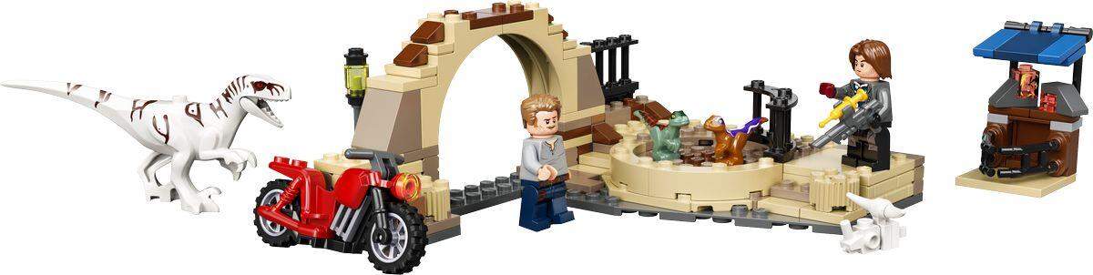 LEGO® Jurassic World™ 76945 Atrociraptor: Motorradverfolgungsjagd