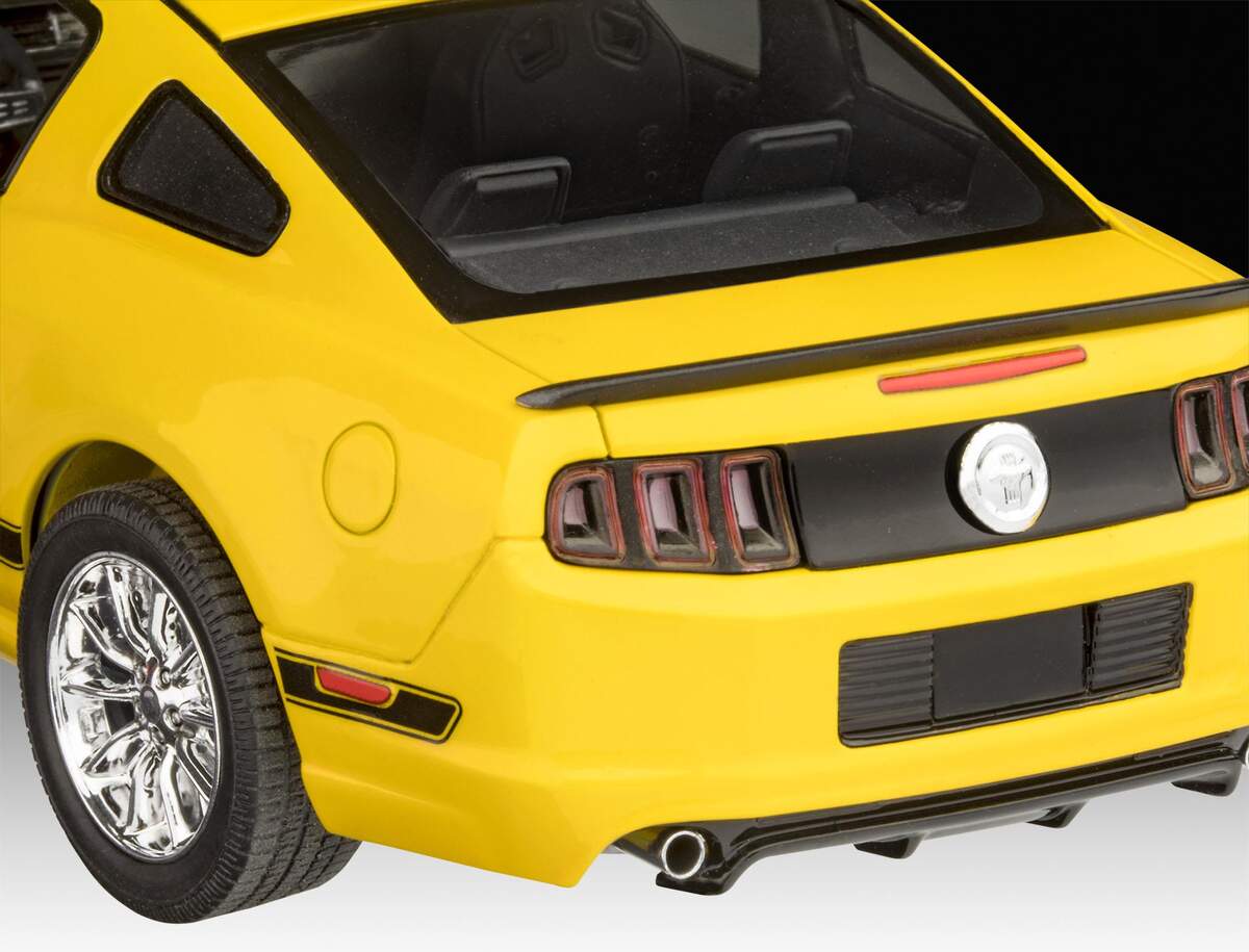 Revell 2013 Ford Mustang Boss 302