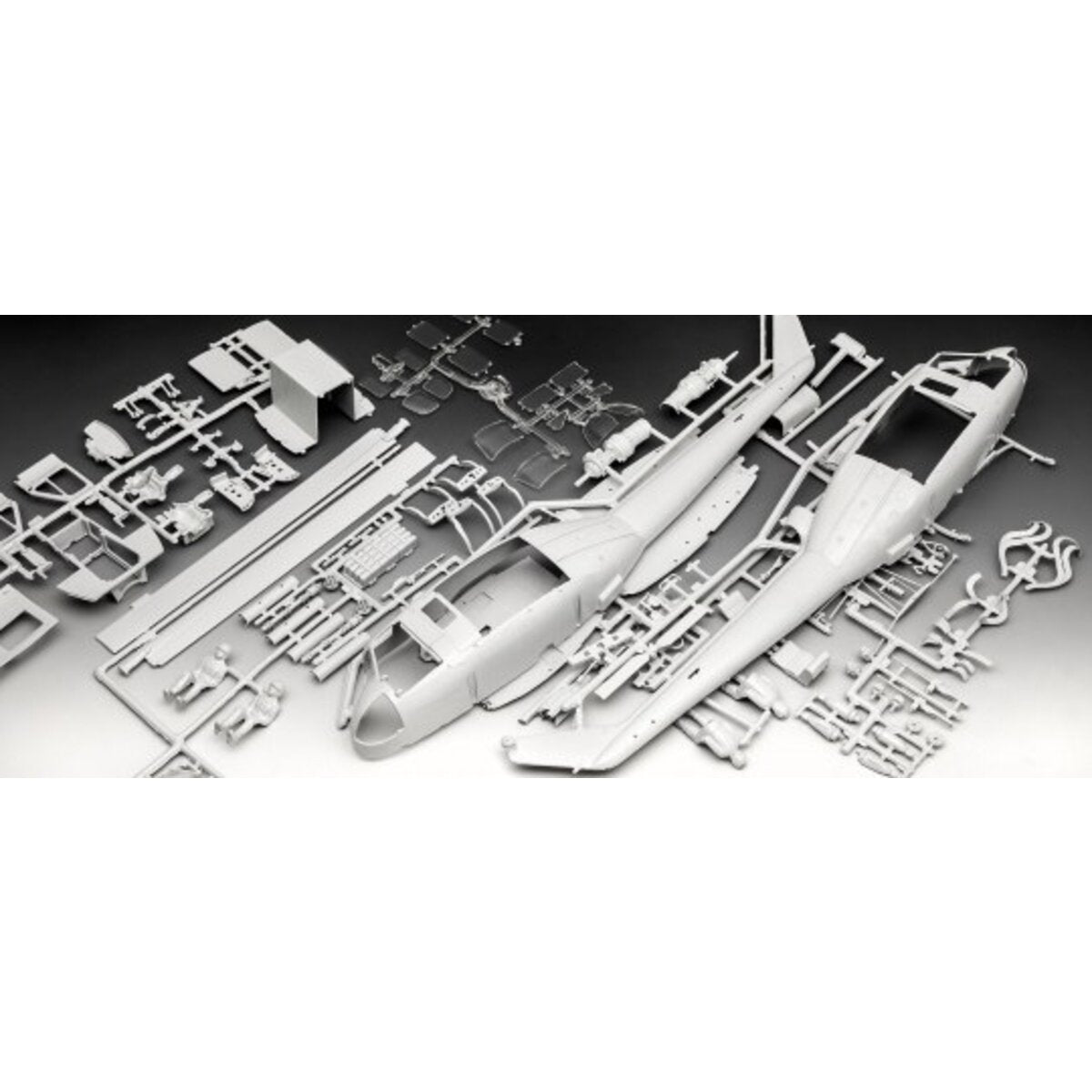 Revell Bell UH-1D "Goodbye Huey"