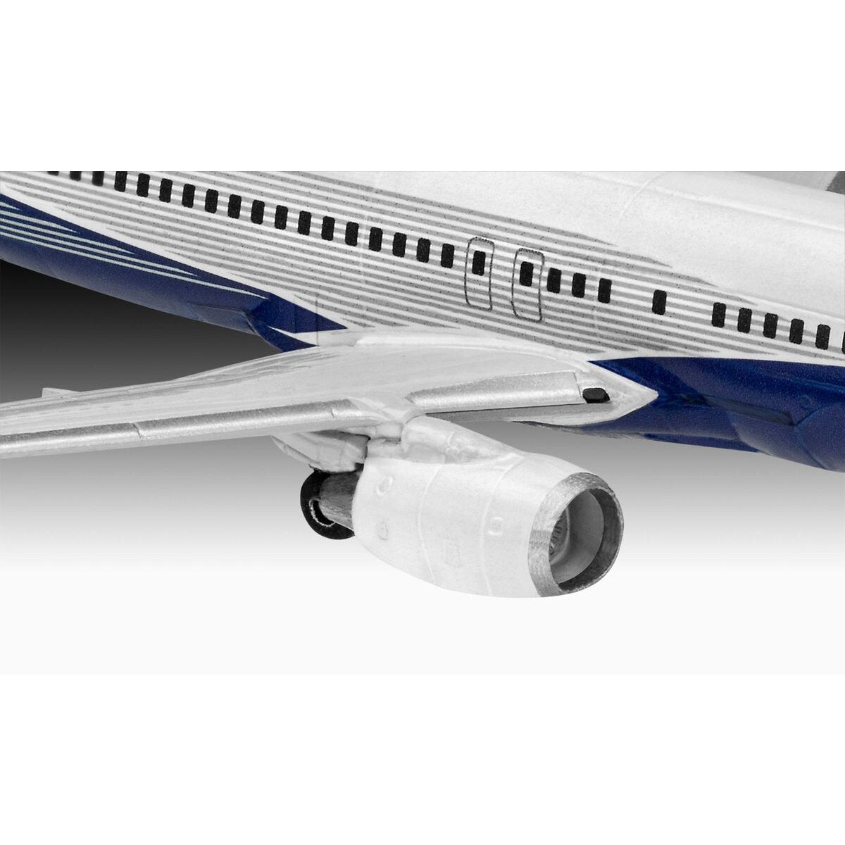 Revell Boeing 737-800