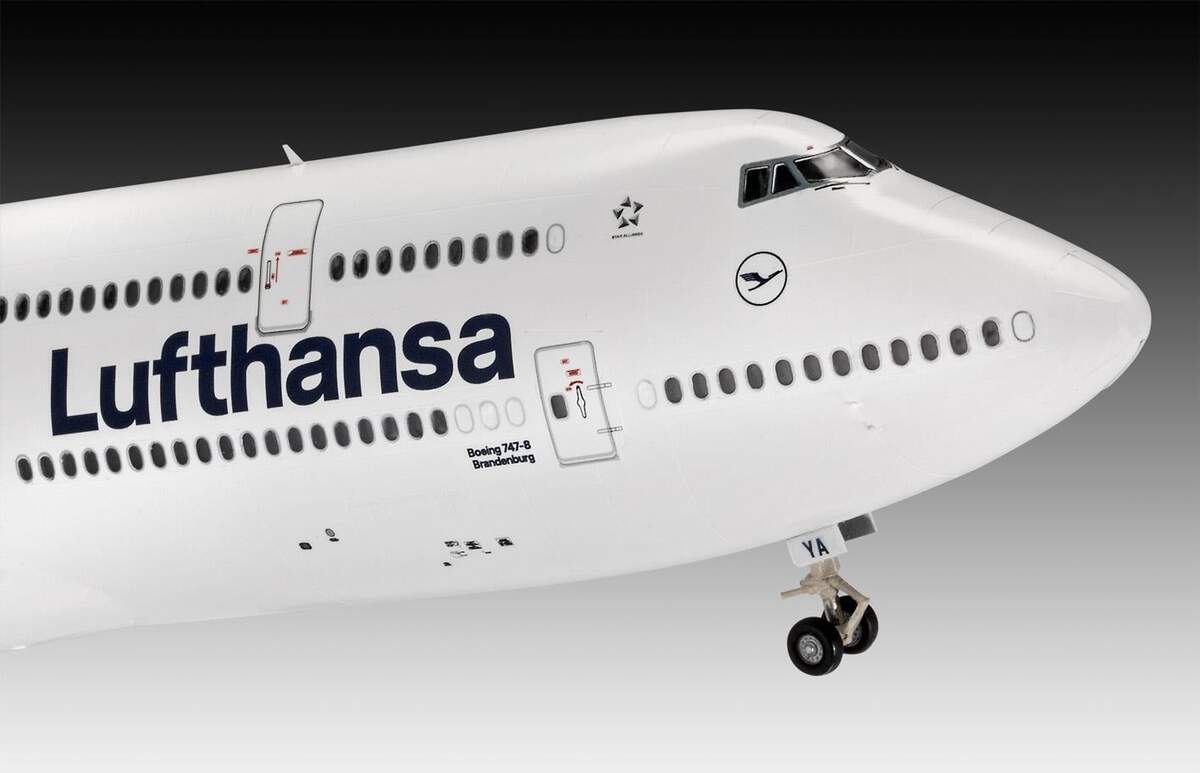 Revell Boeing 747-8 LufthansaNew Li, 1:144