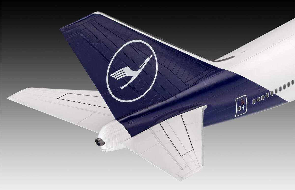 Revell Boeing 747-8 LufthansaNew Li, 1:144