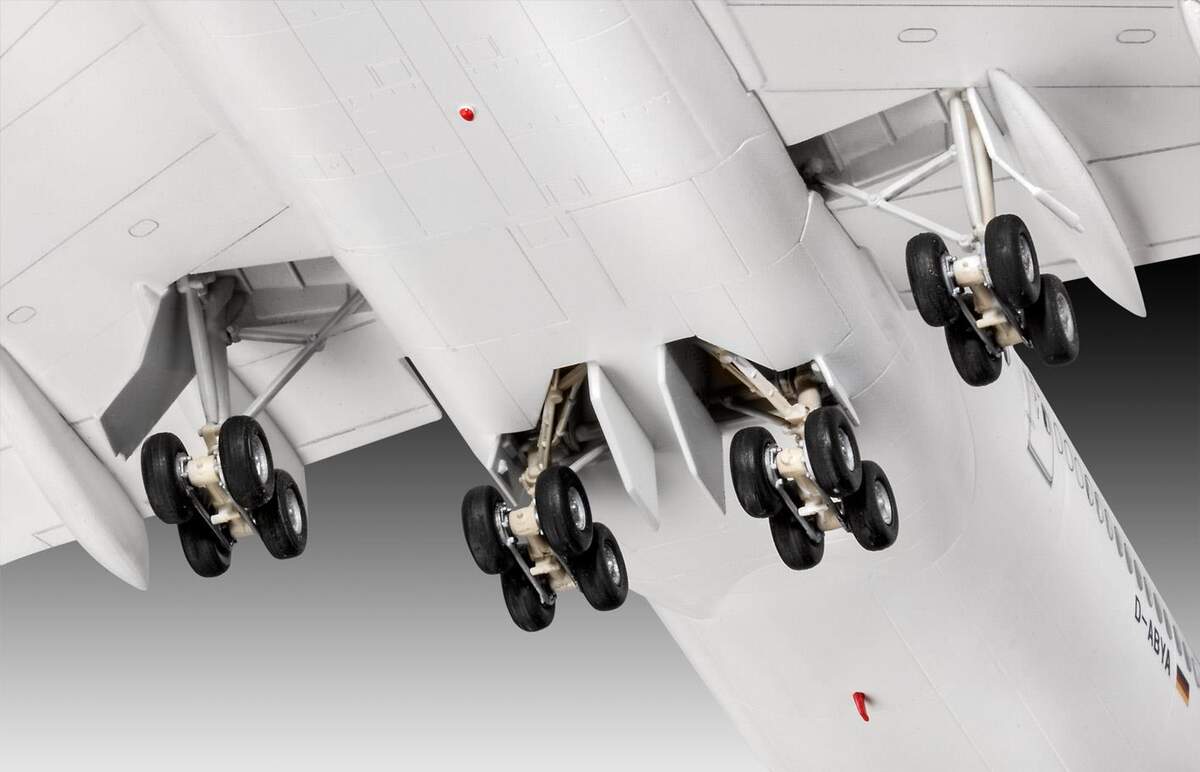 Revell Boeing 747-8 LufthansaNew Li, 1:144