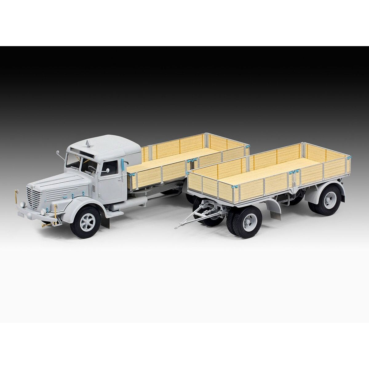 Revell Büssing 8000 S 13 mit Trailer "Platinum Edition"