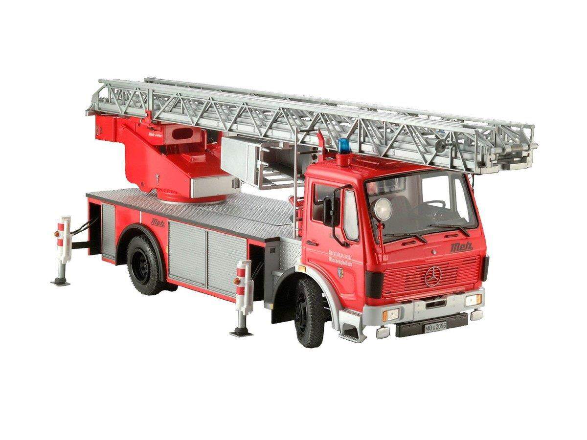 Revell DLK 23-12 Mercedes Benz 1419F/1422F Limited Edition