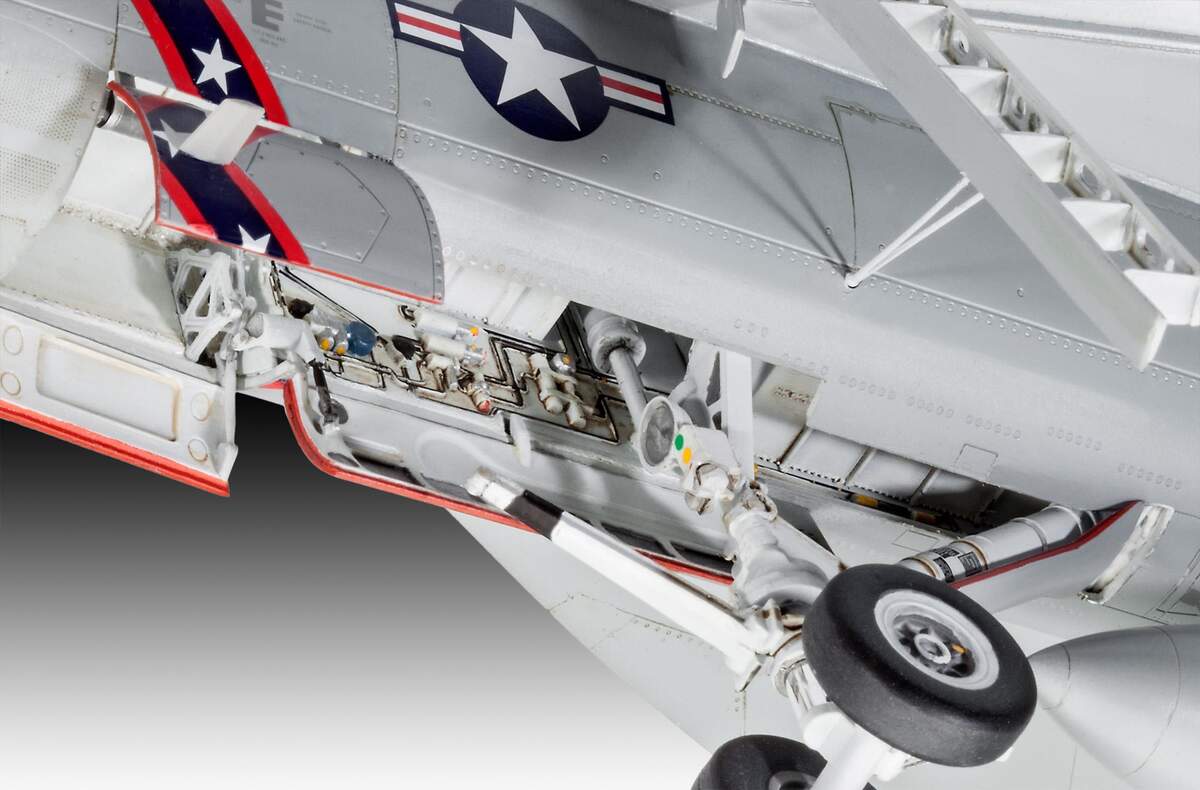 Revell FA-18E Super Hornet, 1:32