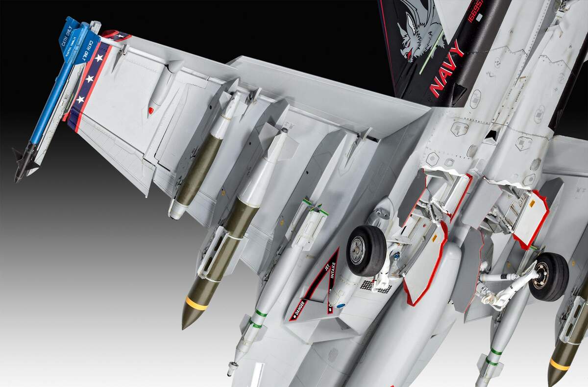 Revell FA-18E Super Hornet, 1:32