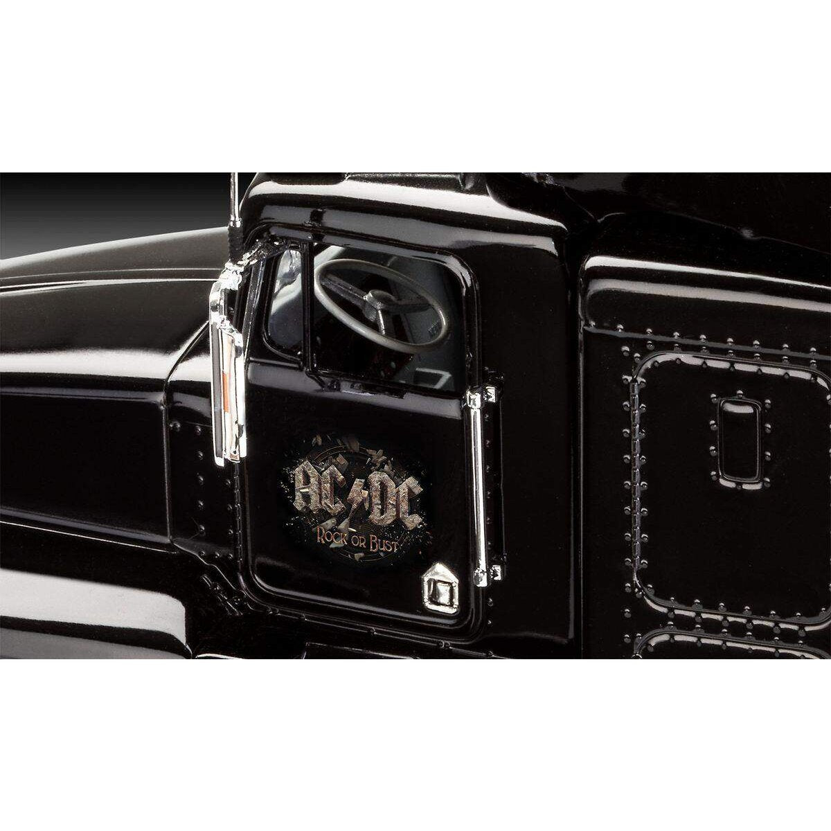 Revell Geschenkset AC/DC Tour Truck "Rock or Bust"