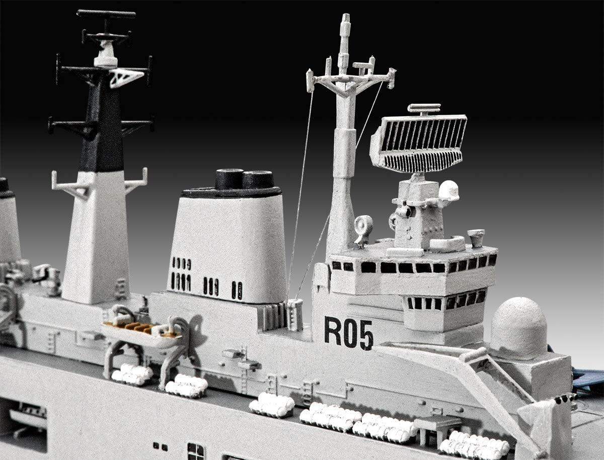 Revell HMS Invincible (Falkland War)