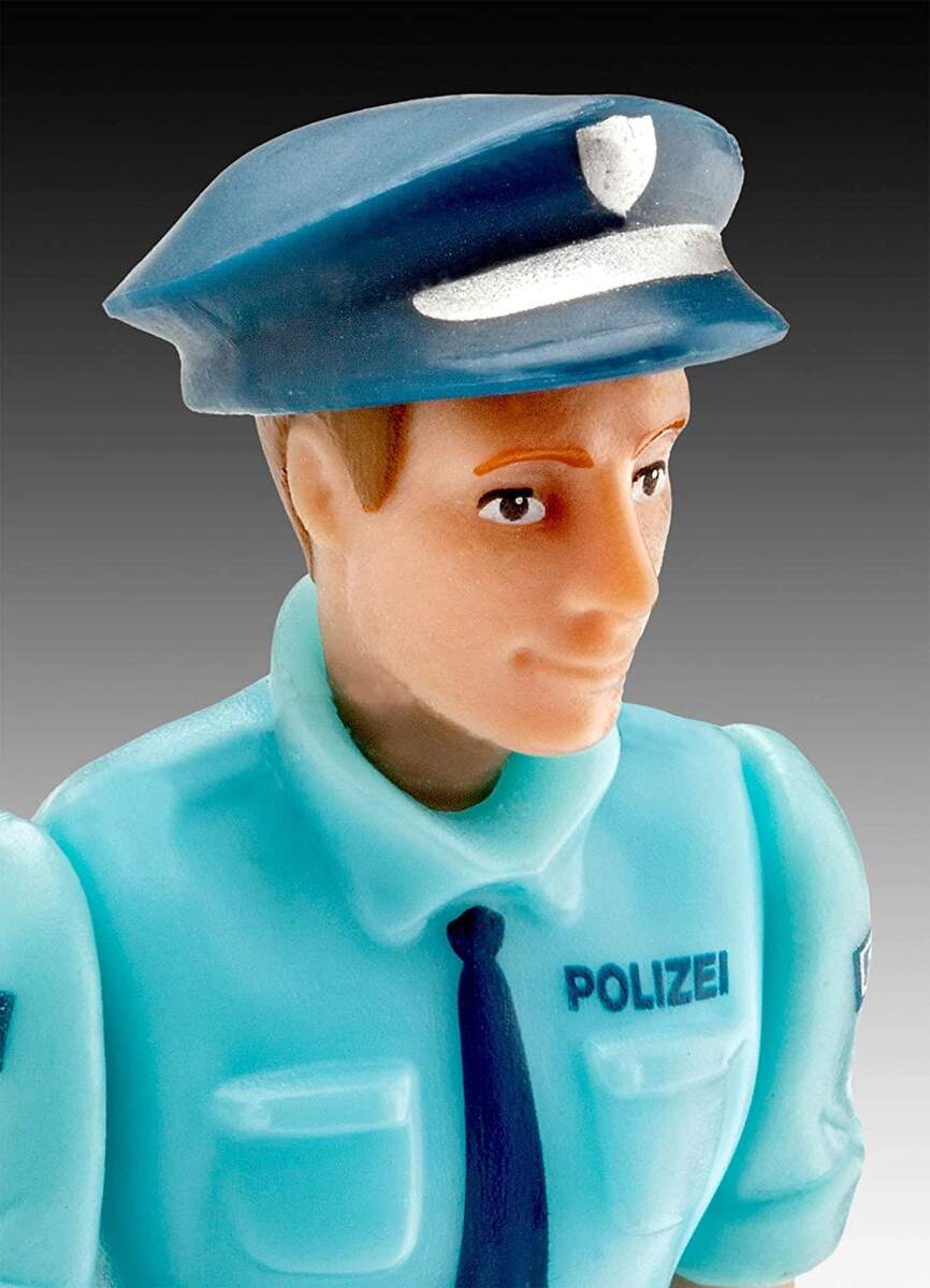 Revell Junior Kit Police Man