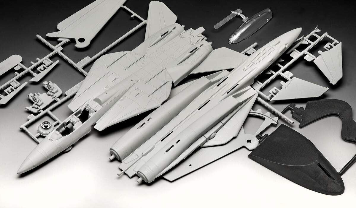 Revell Maverick's F-14 Tomcat "Top Gun"