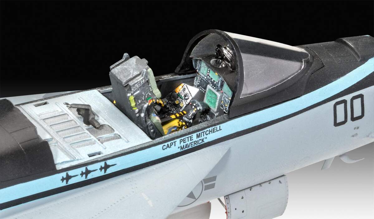 Revell Maverick's F/A-18E Super Hornet "Top Gun"