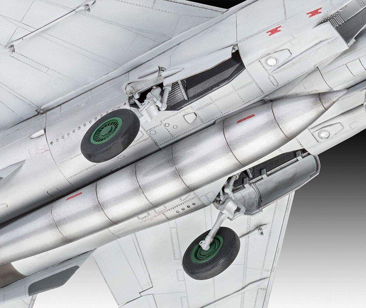 Revell MiG-25 RBT Foxbat B im Maßstab 1:72