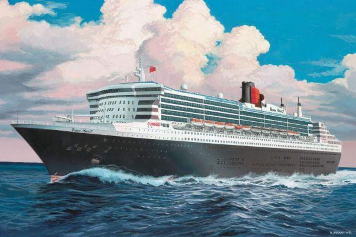 Revell Queen Mary 2