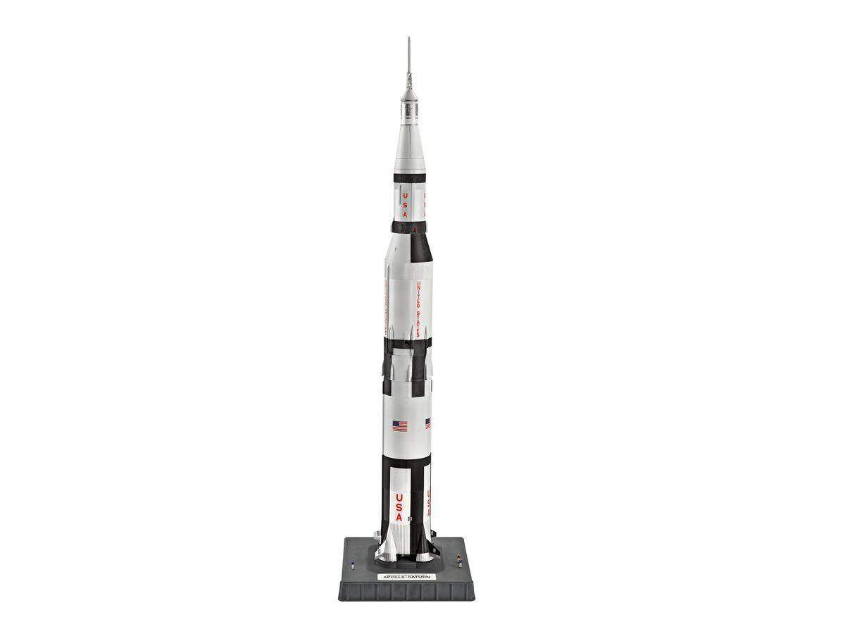 Revell Saturn V