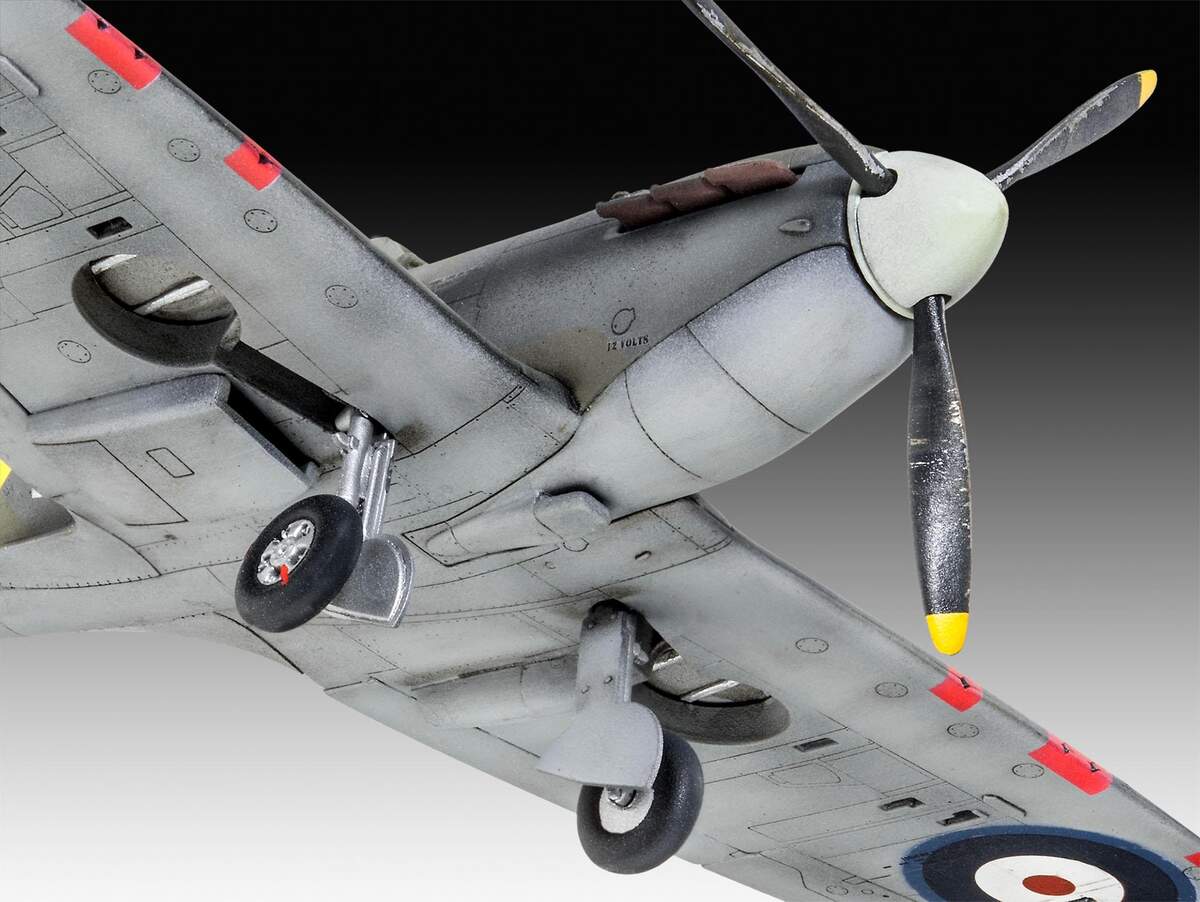 Revell Spitfire Mk. IIa, 1:72