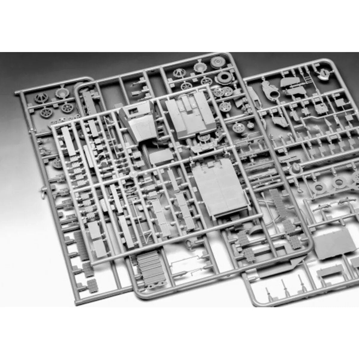 Revell sWS with Flak43 and Sd.Ah58 Ammo Trailer