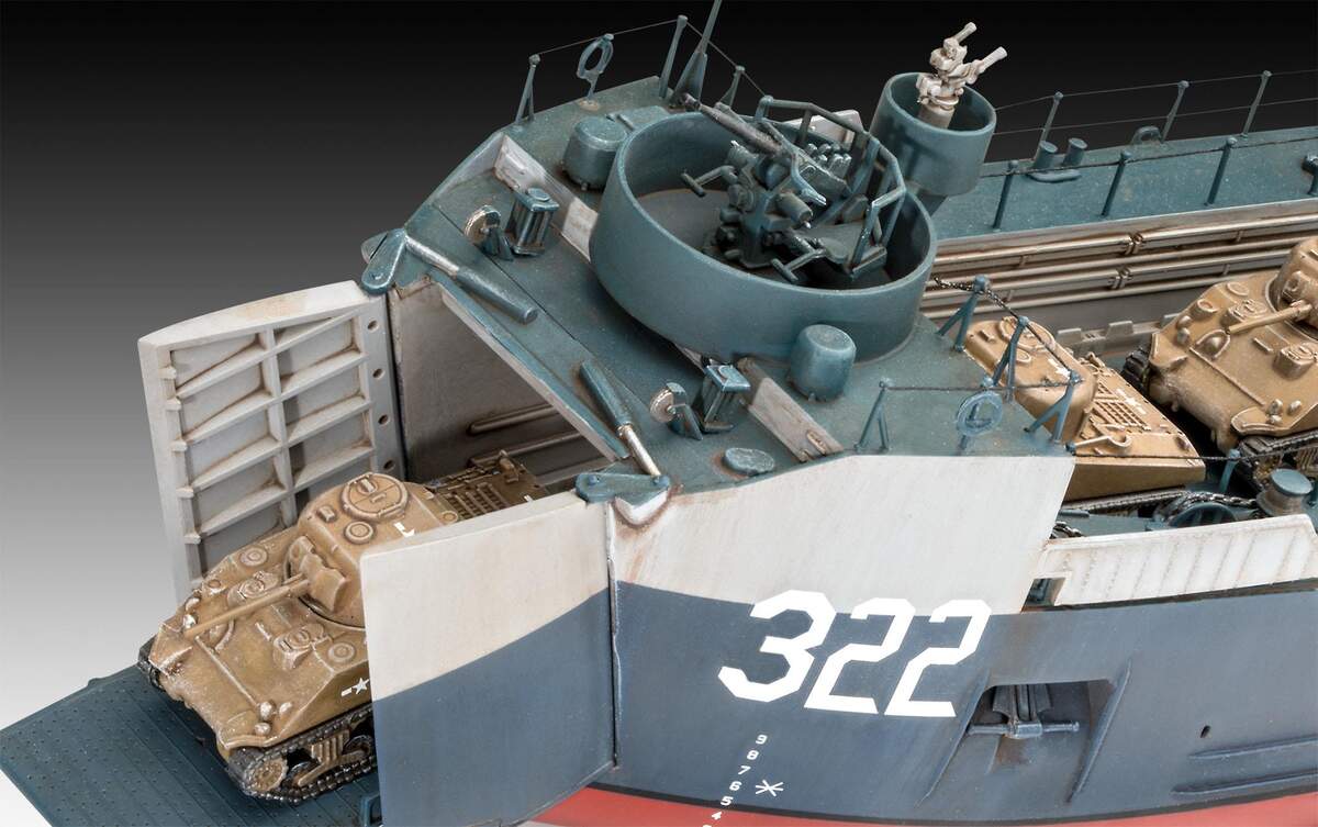 Revell US Navy Landing Ship Medium (Bofors 40 mm gun)