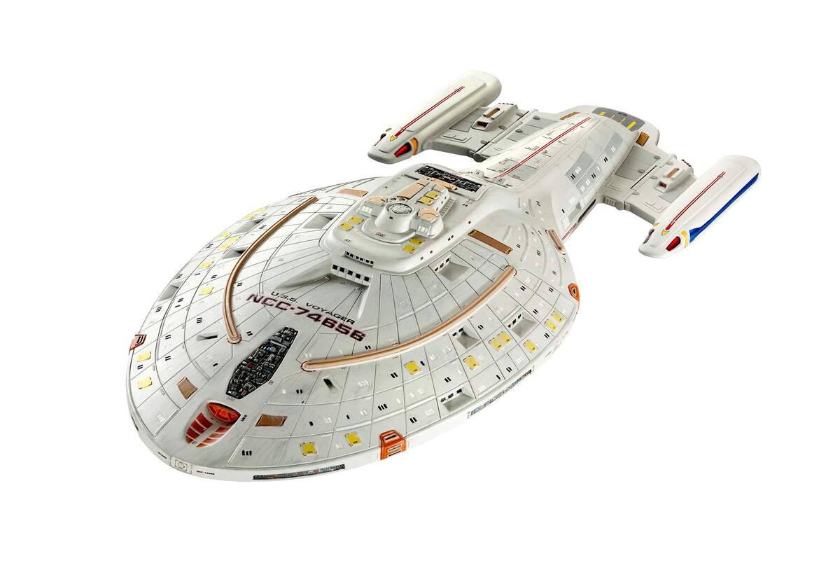 Revell U.S.S. Voyager