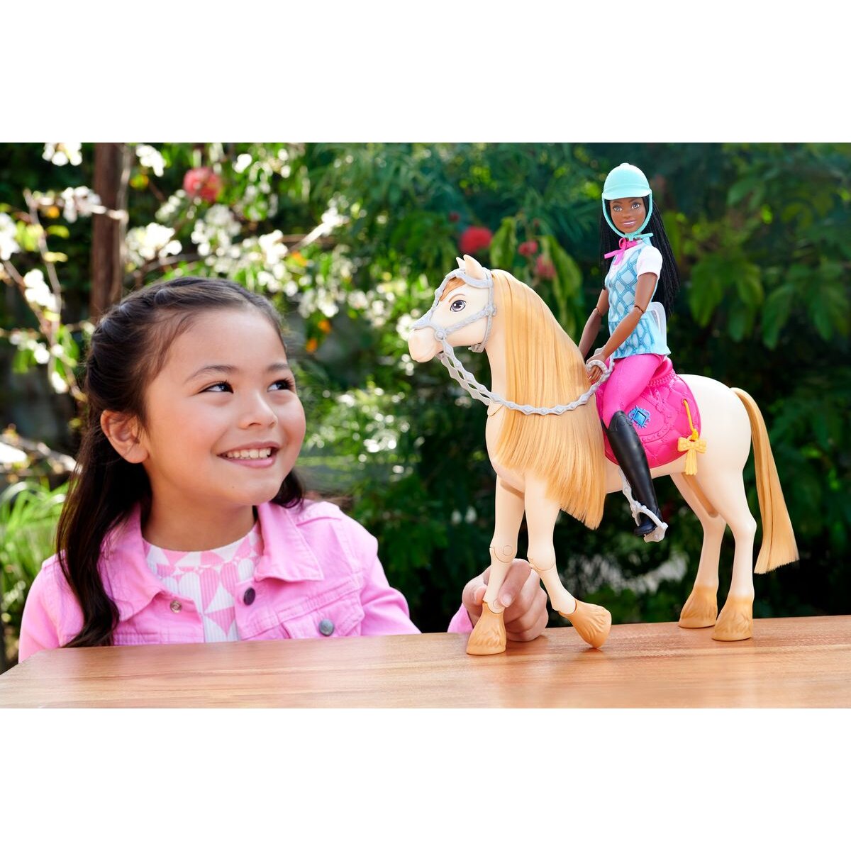 barbie-mysteries-das-geheimnisvolle-pferdeabenteuer-9492A69E5.jpg
