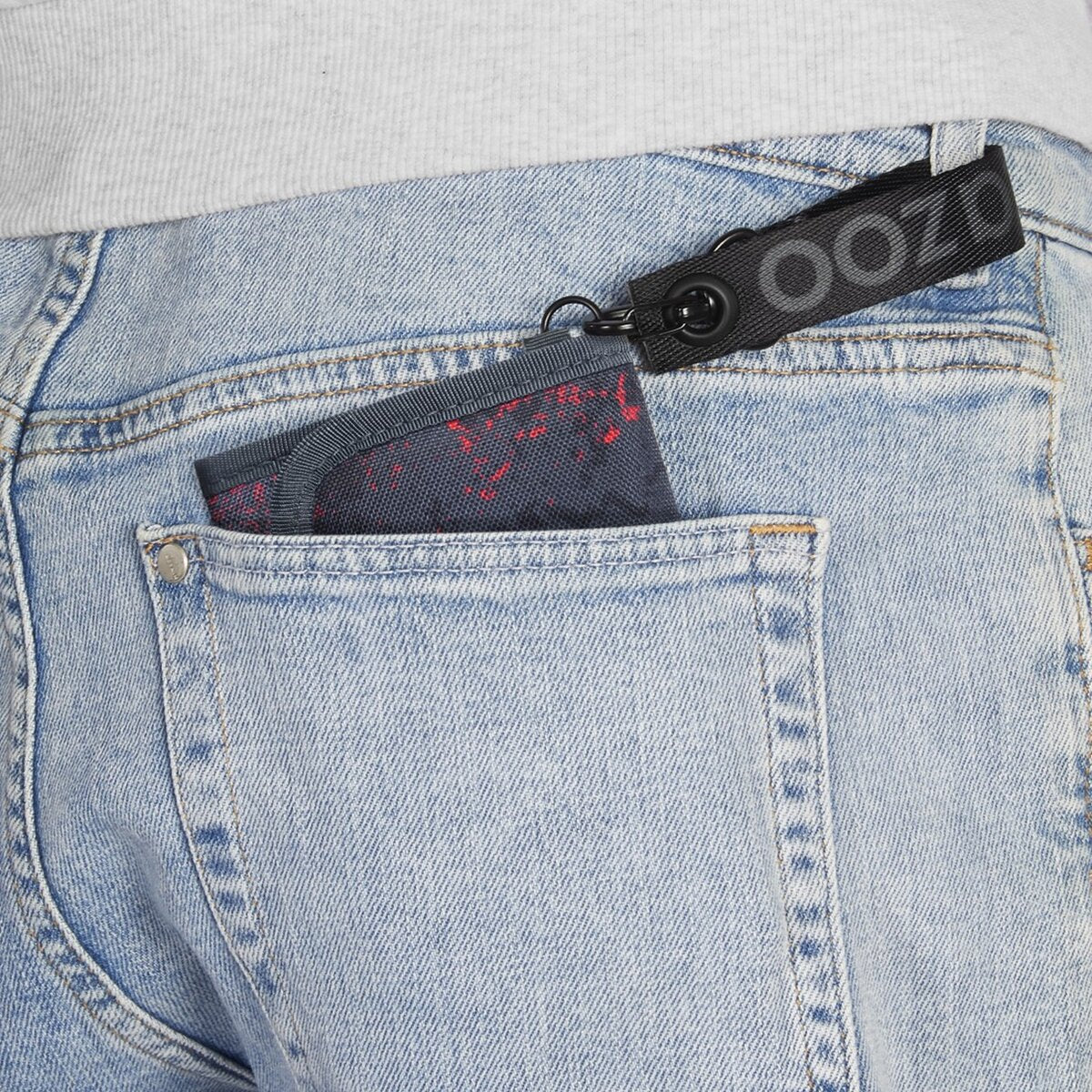 coocazoo-geldboerse-broken-black-25AE63B03.jpg