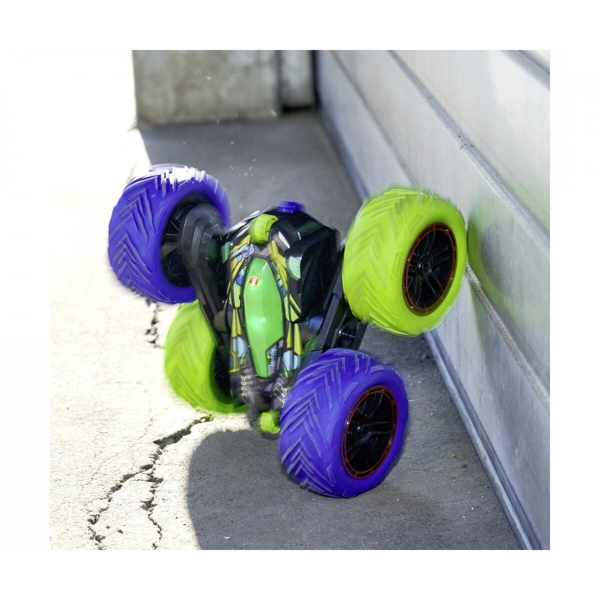 dickie-toys-rc-cyber-flip-A10508655.jpg