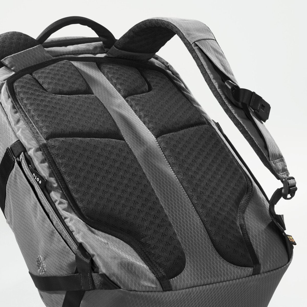 eoto-rucksack-easy27-grau-7FF10B655.jpg