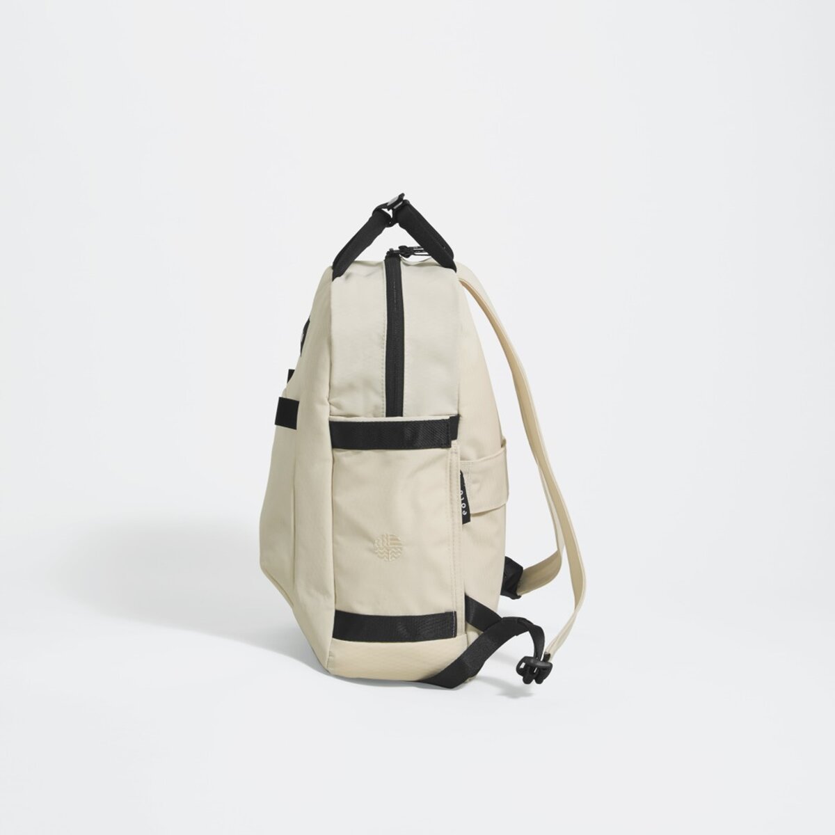 eoto-rucksack-small16-beige-F0AC53522.jpg