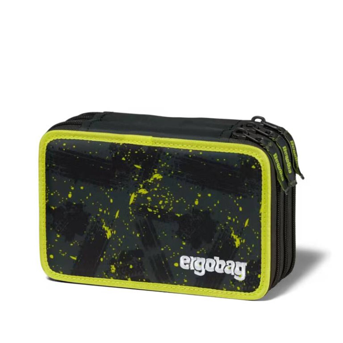 ergobag-maximaeppchen-maehdreschbaer-schwarz-grau-B8C352E01.jpg