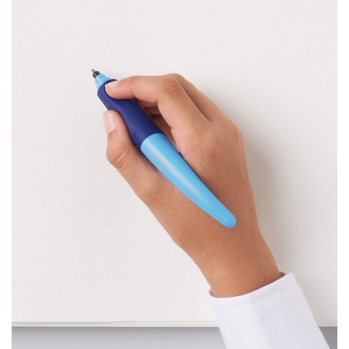 ergonomischer-tintenroller-fuer-linkshaender--80459F1E4.jpg