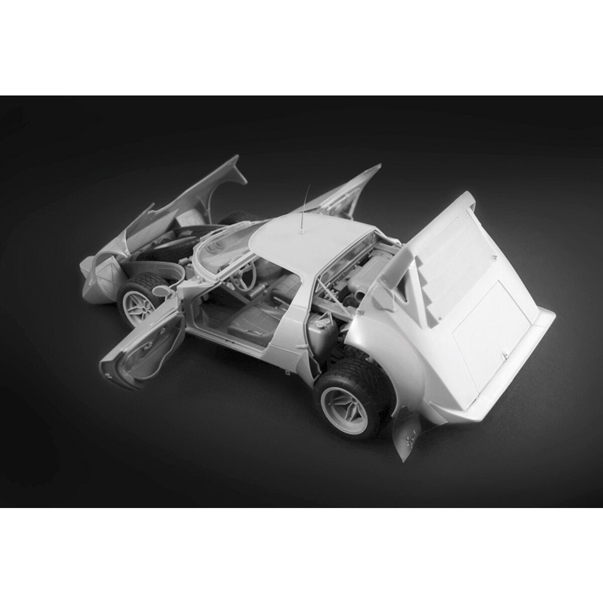 italeri-4712-lancia-stratos-hf-E85A0C8B4.jpg