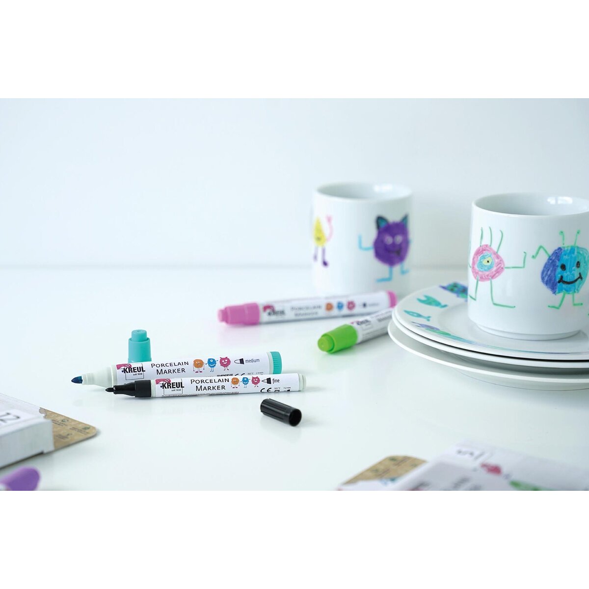 kreul-porcelain-marker-medium-hellblau-50F628D94.jpg