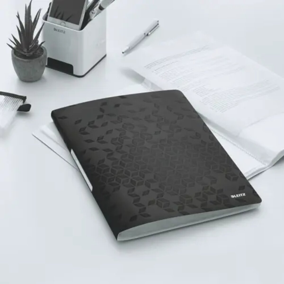 leitz-sichtbuch-wow-schwarz-din-EB91BCA94.jpg