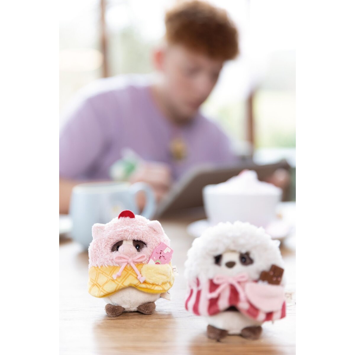 NICI Kuscheltier Set Kuh Moona mit Milch-Shake u. Softeiskostüm