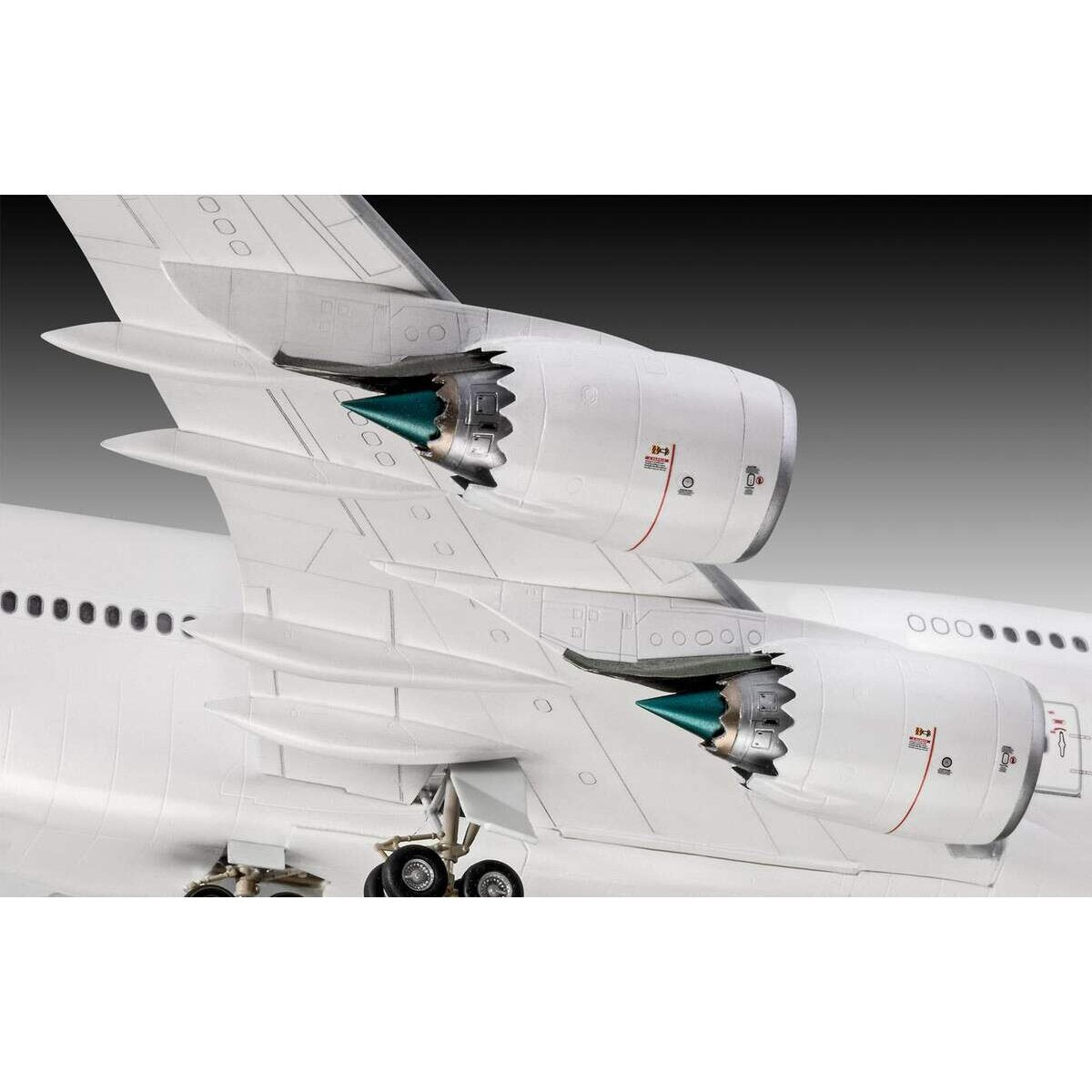 revell-boeing-747-8-lufthansanew-AE89B9D14.jpg