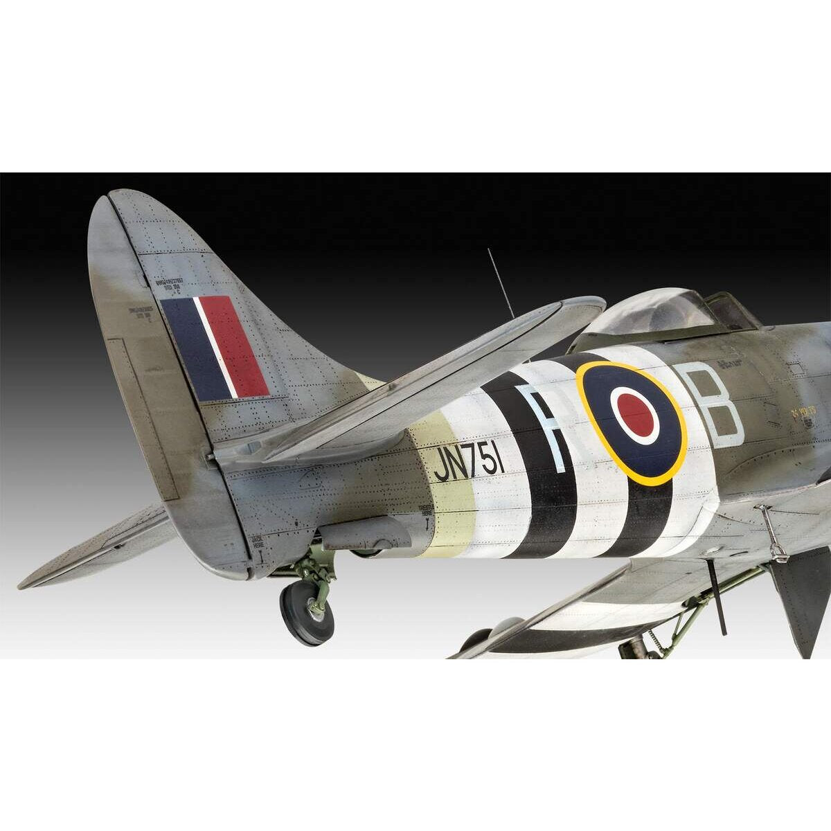 revell-hawker-tempest-mkv-F21BAC133.jpg