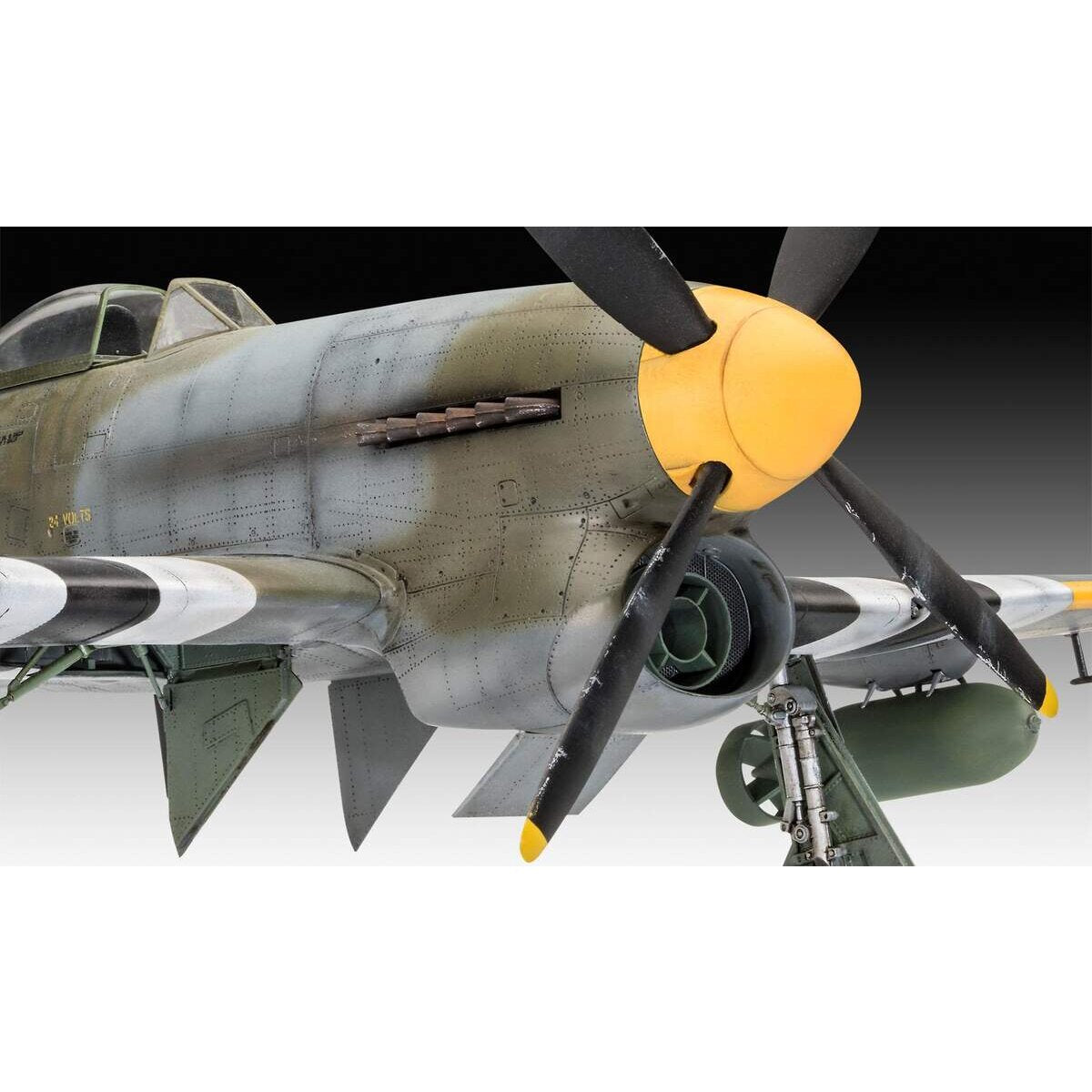 revell-hawker-tempest-mkv-F21BAC134.jpg