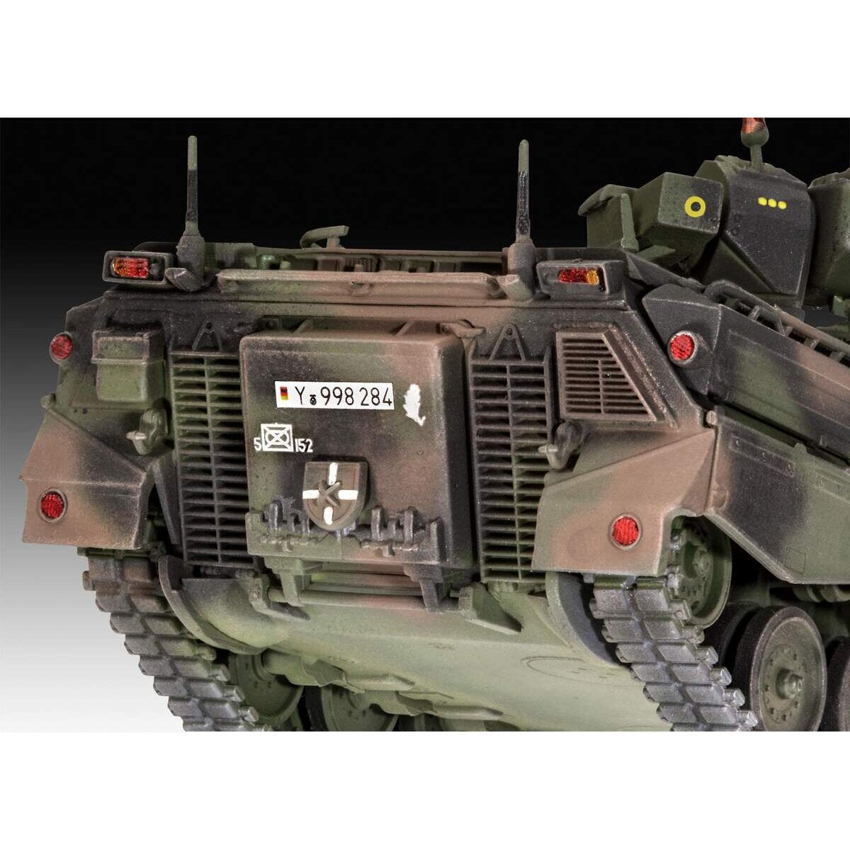 revell-spz-marder-1a3-6CA71D203.jpg