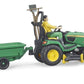 BRUDER® 62104 bworld John Deere Rasentraktor mit Anhänger und Gärtner