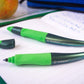 Ergonomischer Tintenroller für Rechtshänder - STABILO EASYoriginal Holograph Edition in grün -  Einzelstift - Schreibfarbe blau (löschbar) - inklusive Patrone