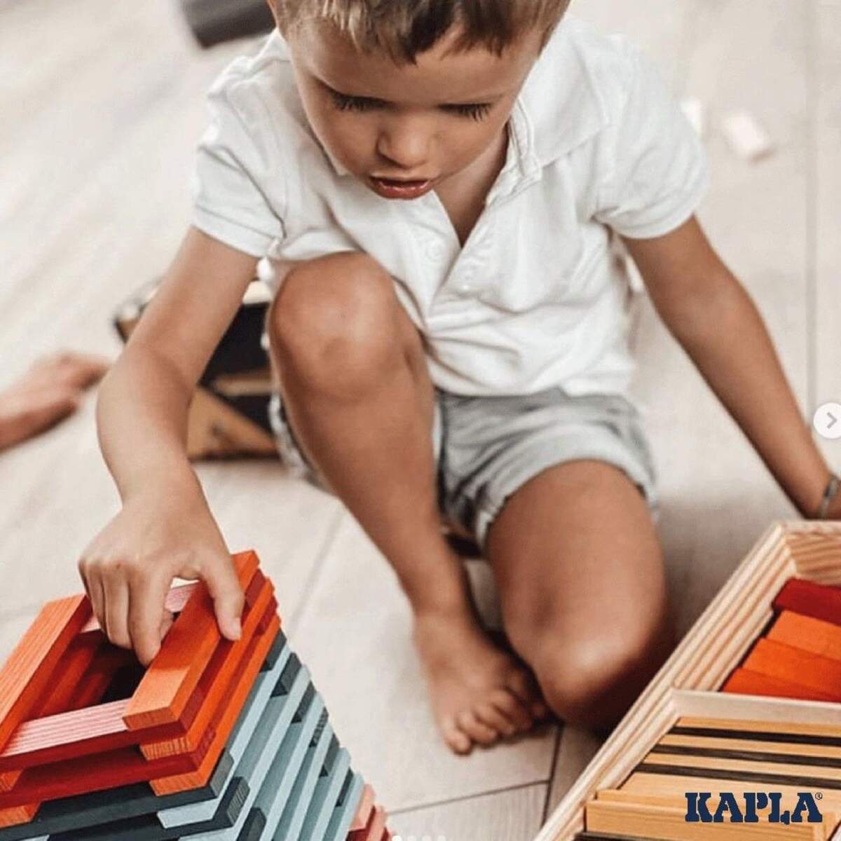 KAPLA® 100er Box Octocolor 8 Farben Pinienholz Baukasten Holzbausteine