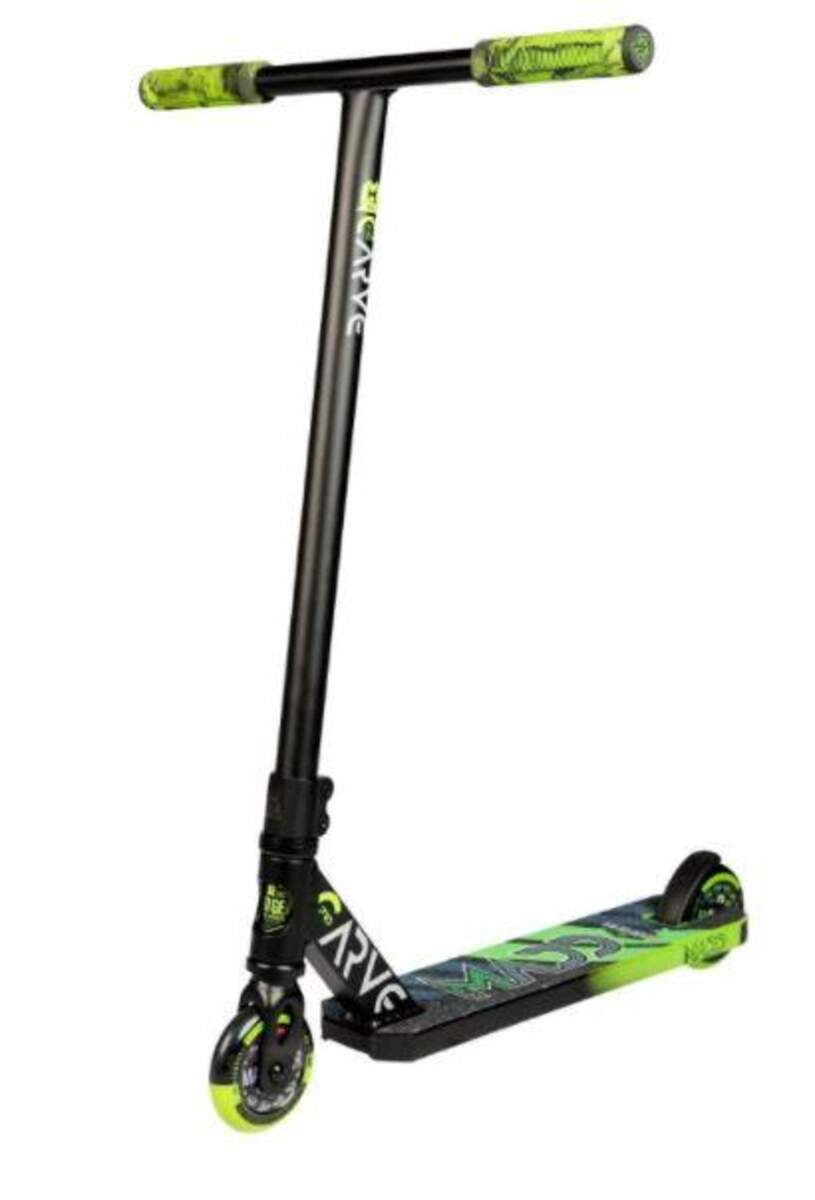 Madd Gear Scooter Carve Pro-X, schwarz / grün