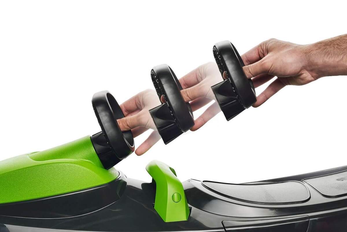 Plastkon Stratos Schlitten Lenkbob schwarz grün mystic black