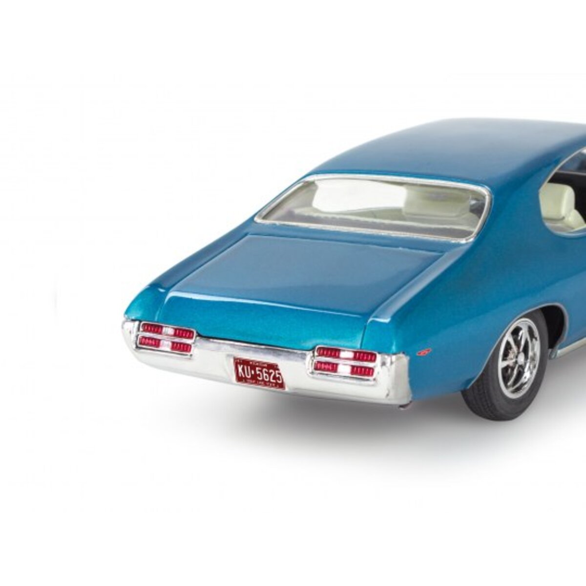 Revell 69 Pontiac GTO "The Judge" 2N1
