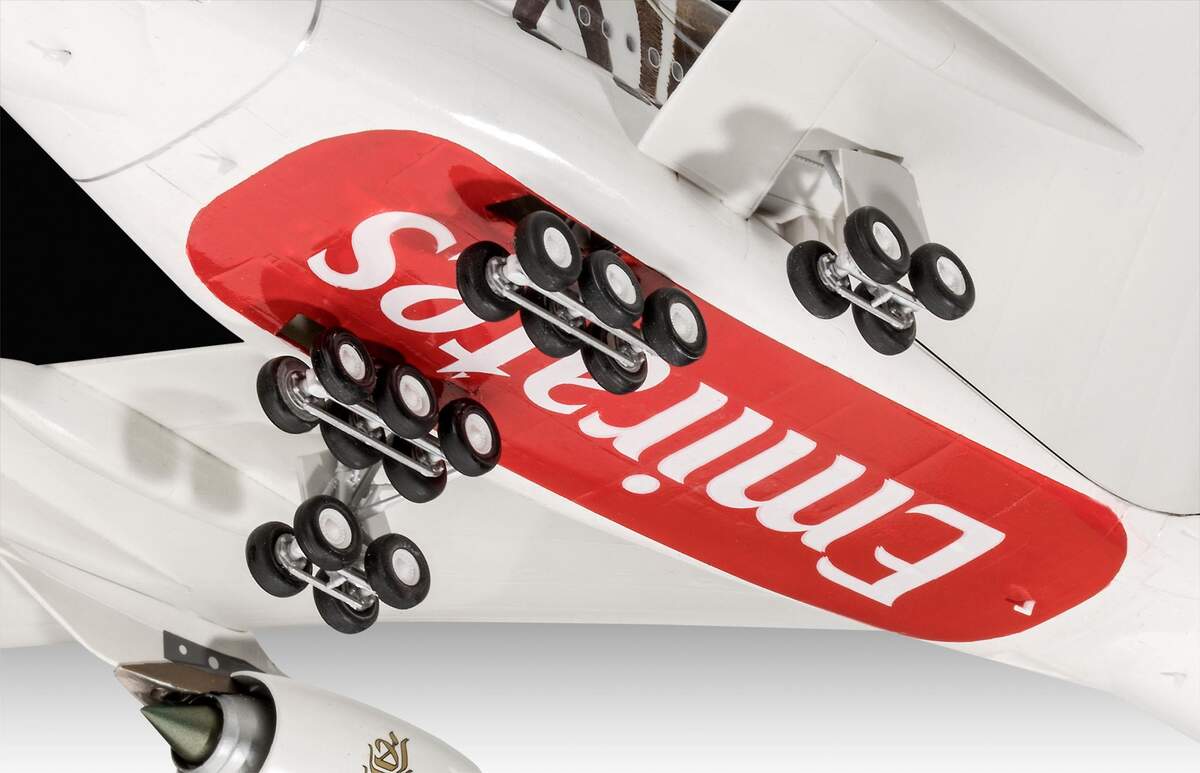 Revell Airbus A380-800 Emirates "Wild Life"