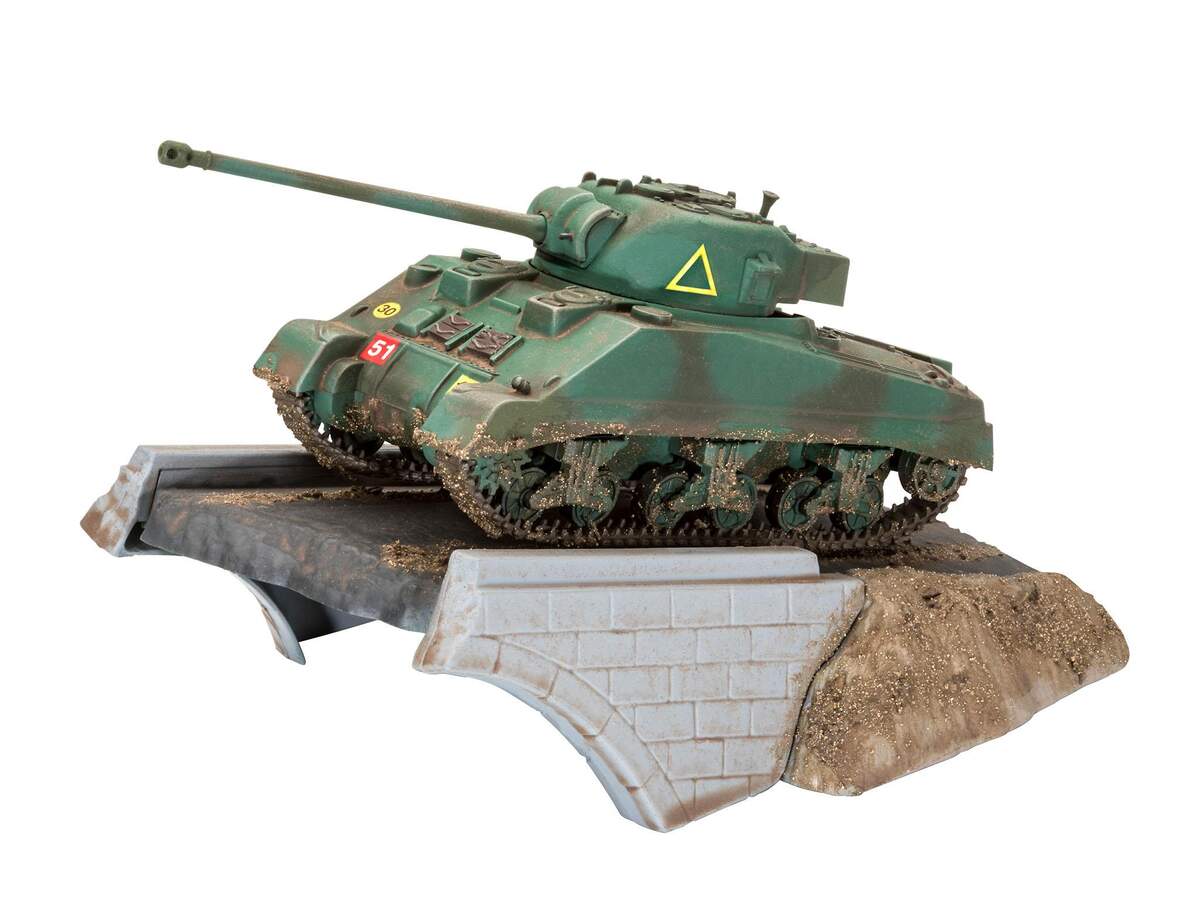 Revell First Diorama Set - Sherman Firefly
